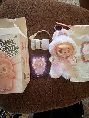 Labubu BIG INTO ENERGY Series- Luck